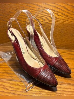 Vintage Montaldo’s Snakeskin Leather Slingback Pumps Burgundy 10AAAA (Narrow)